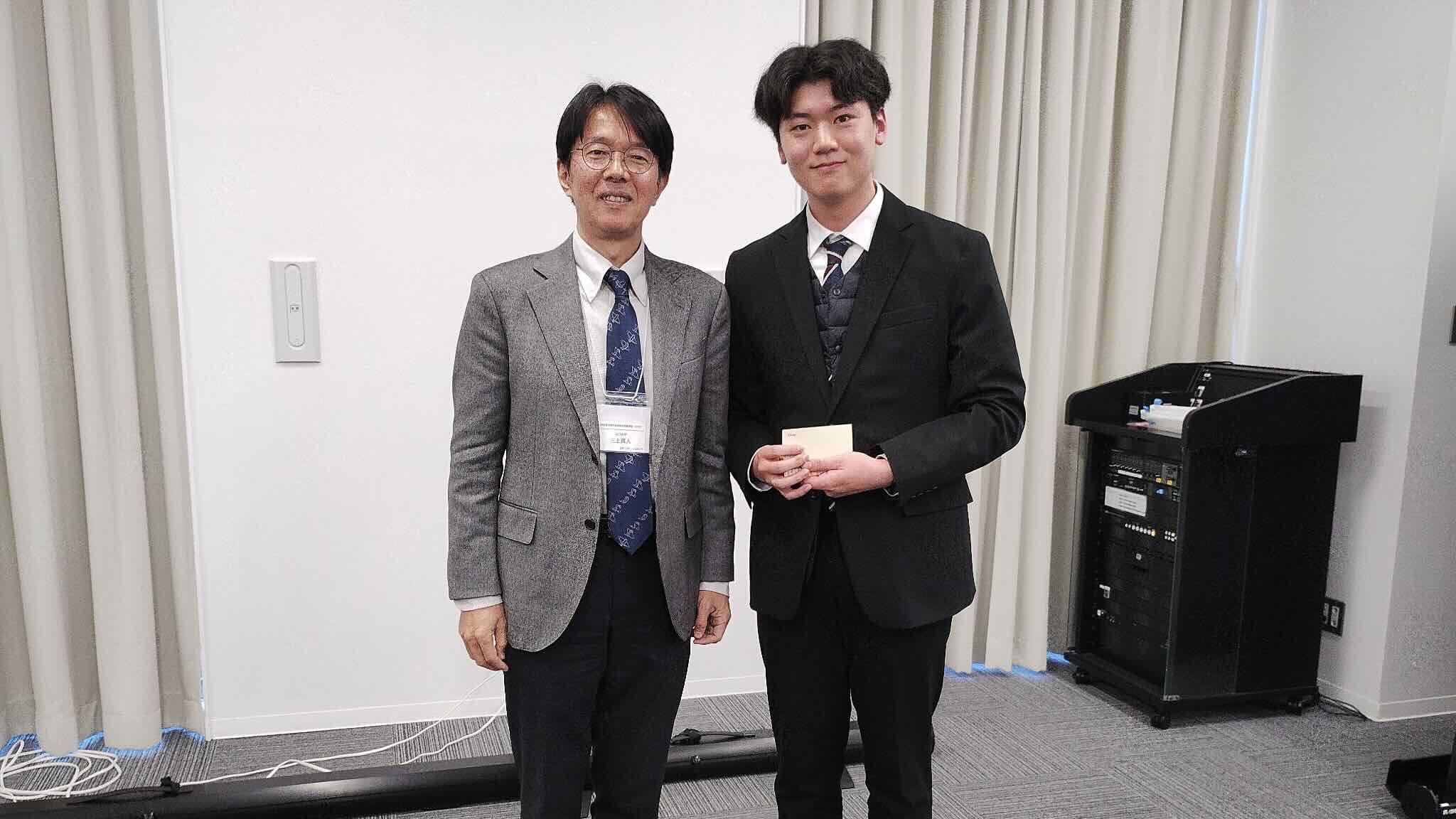 日本航空宇宙学会西部支部講演会 2025にてHwangさんが優秀学生講演賞を受賞