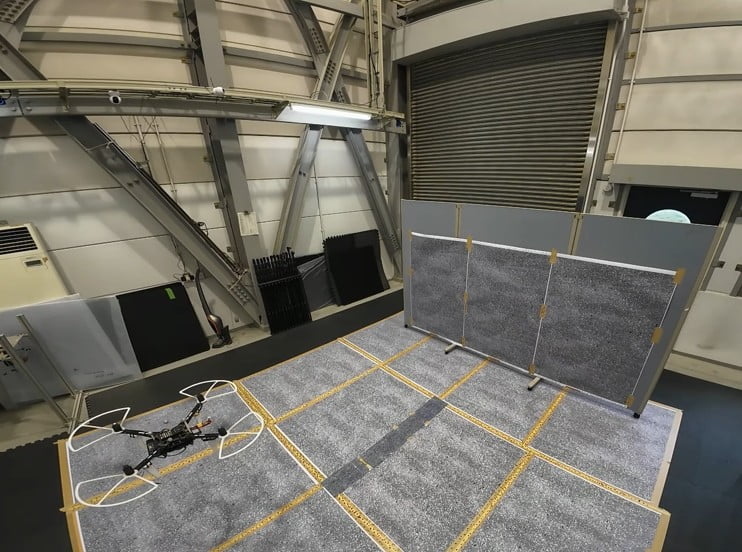 ドローン実験室（全景）